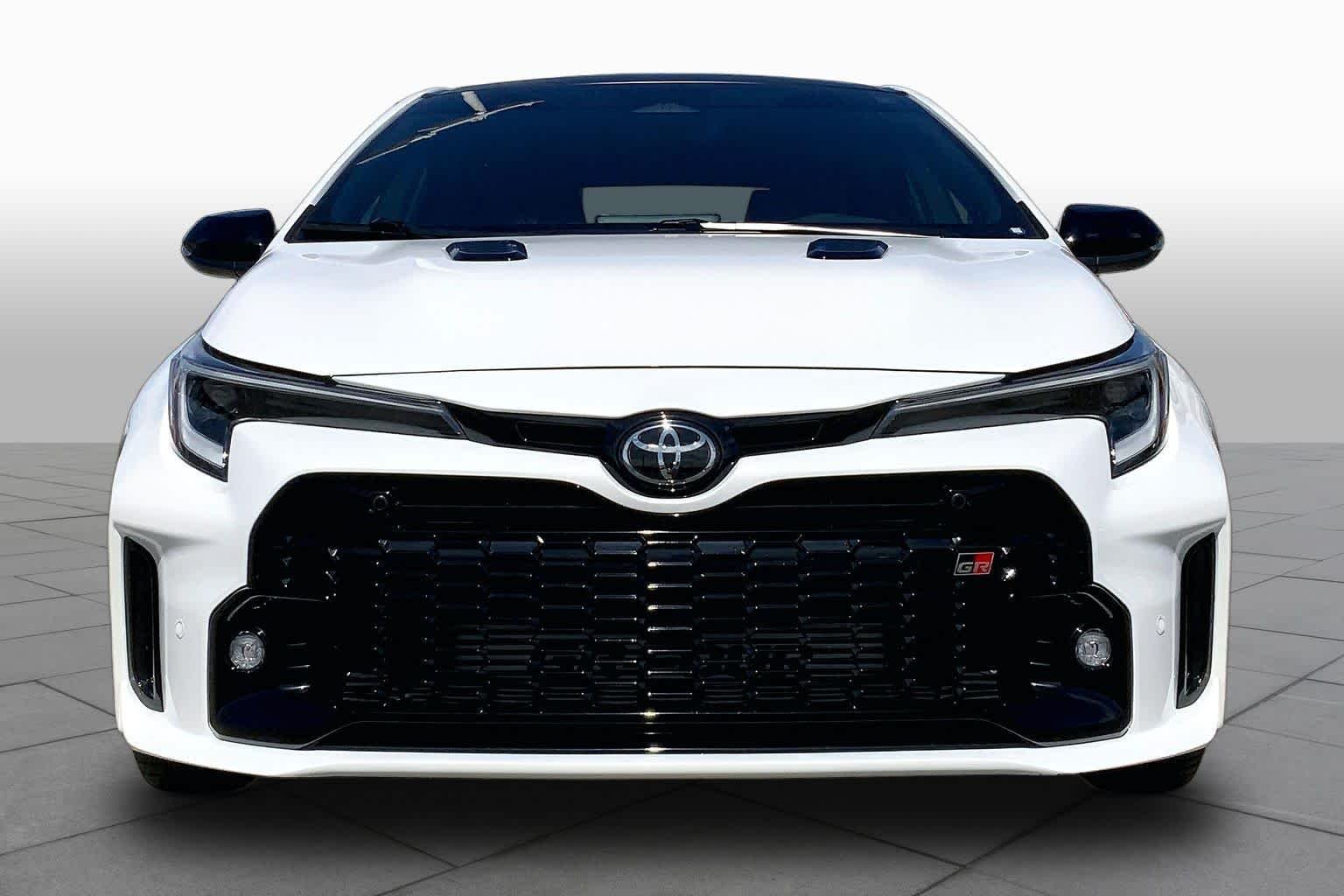 Used 2024 Ice Cap Toyota Circuit image 4