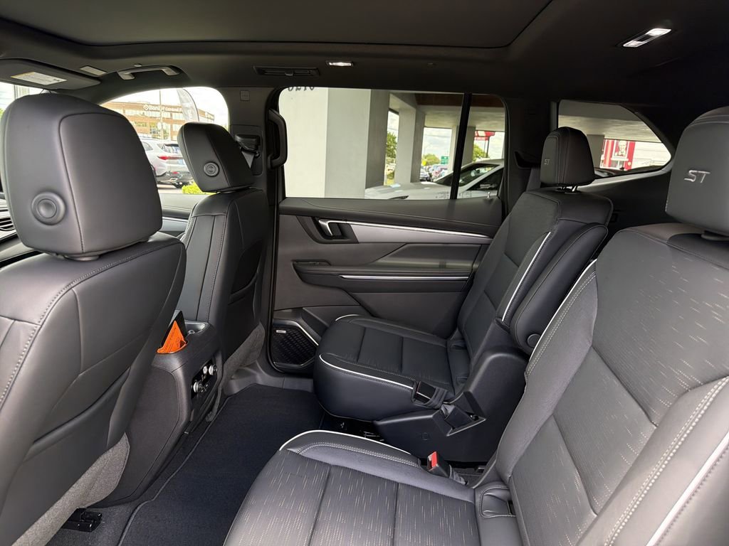 2026 Buick Enclave Sport Touring - Photo 18