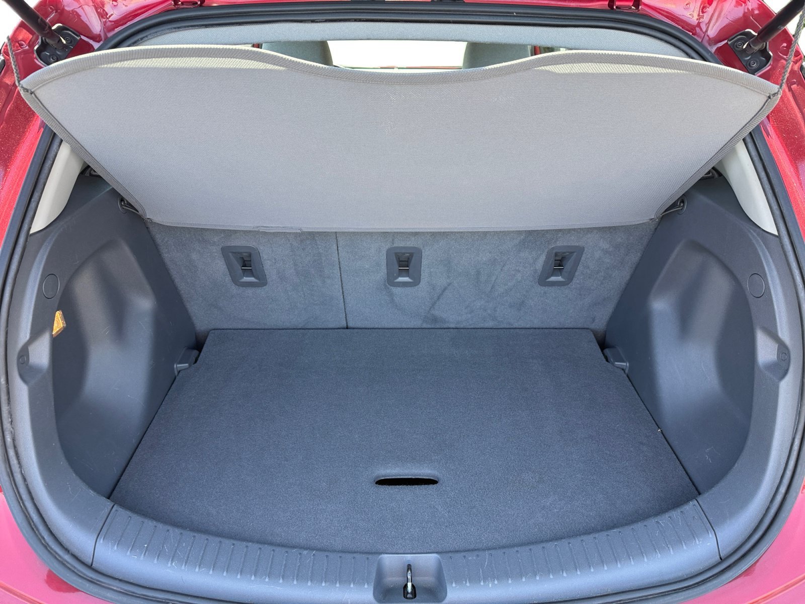 Used 2018 Red Tintcoat Chevrolet LT image 17