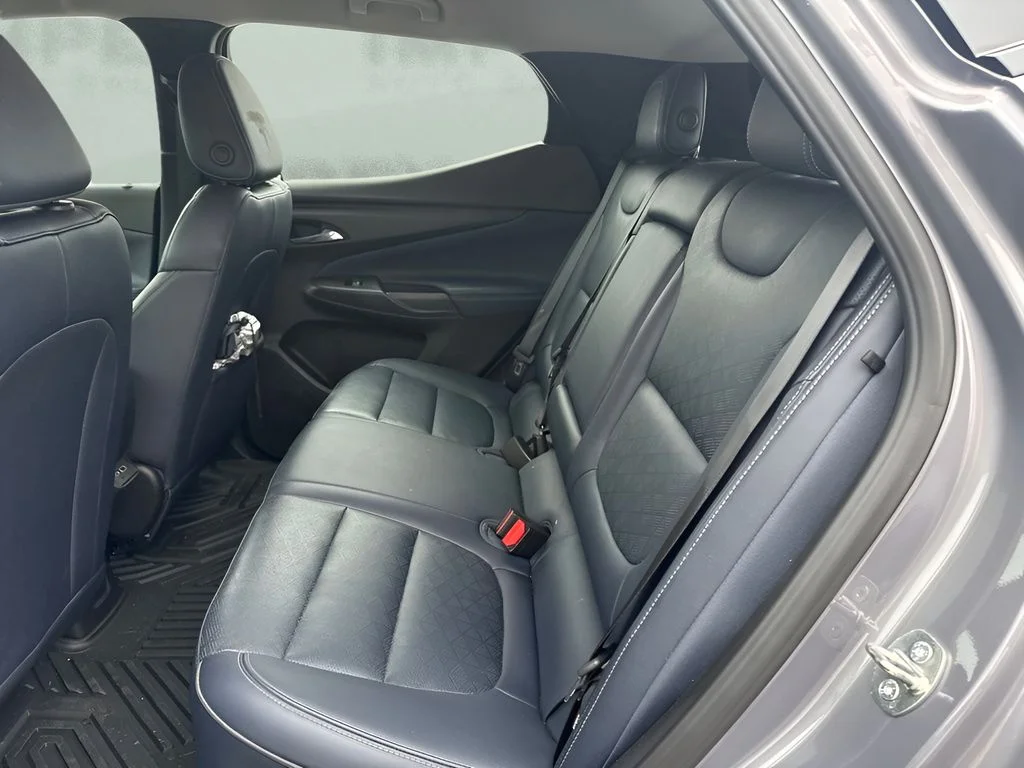 Used 2022 Gray Chevrolet LT image 9