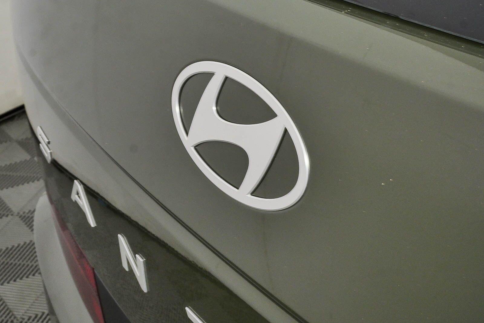 New 2026 Rockwood Green Hyundai SEL FWD image 35