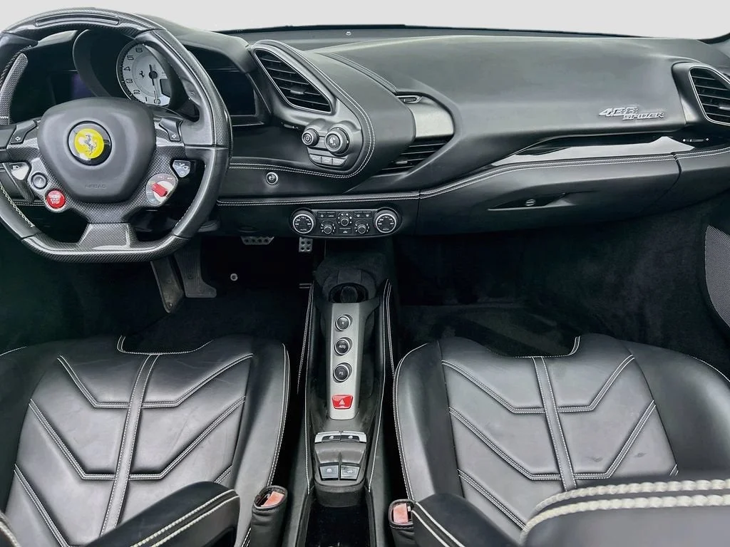 Used 2017 Bianco Fuji Ferrari  image 21