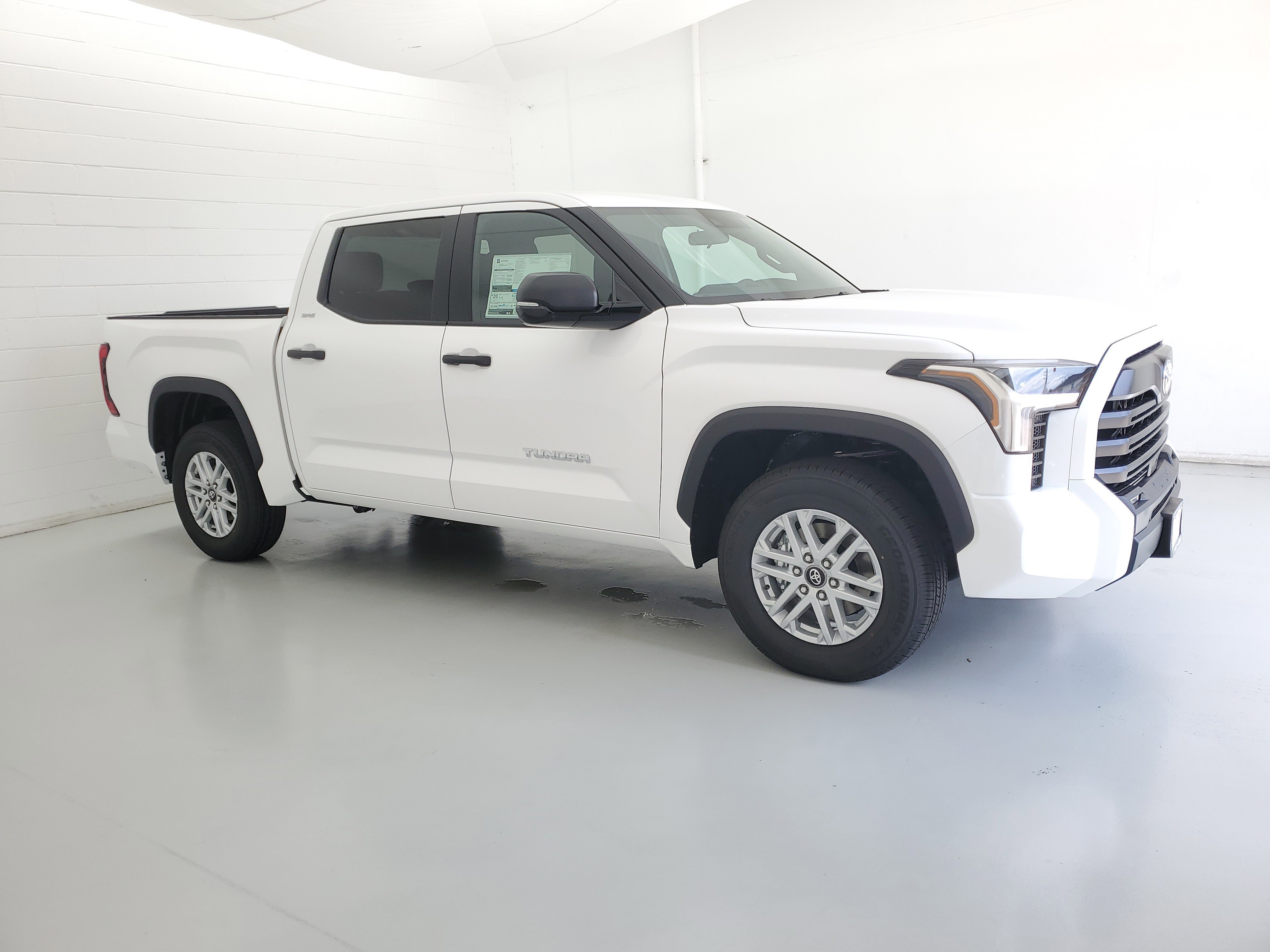 New 2026 Ice Cap Toyota  SR5 image 4