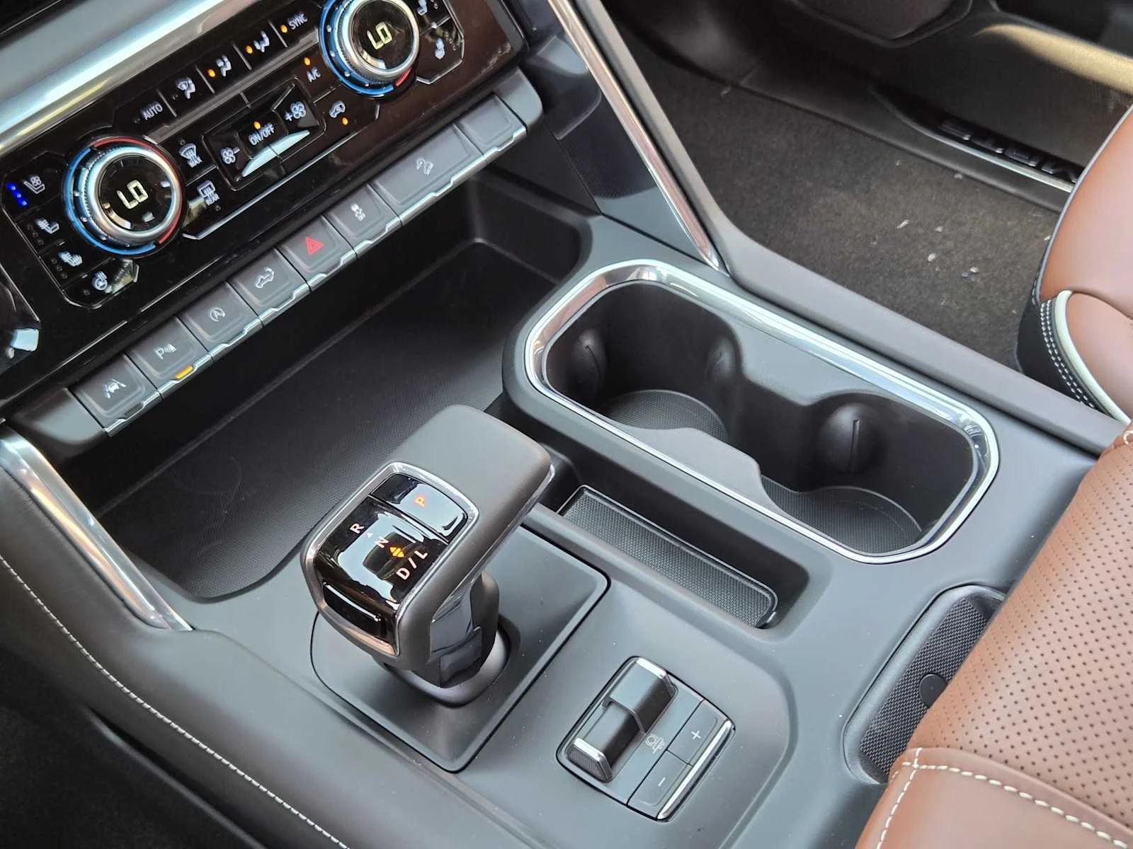 2026 GMC Sierra 1500 Denali Ultimate - Photo 14