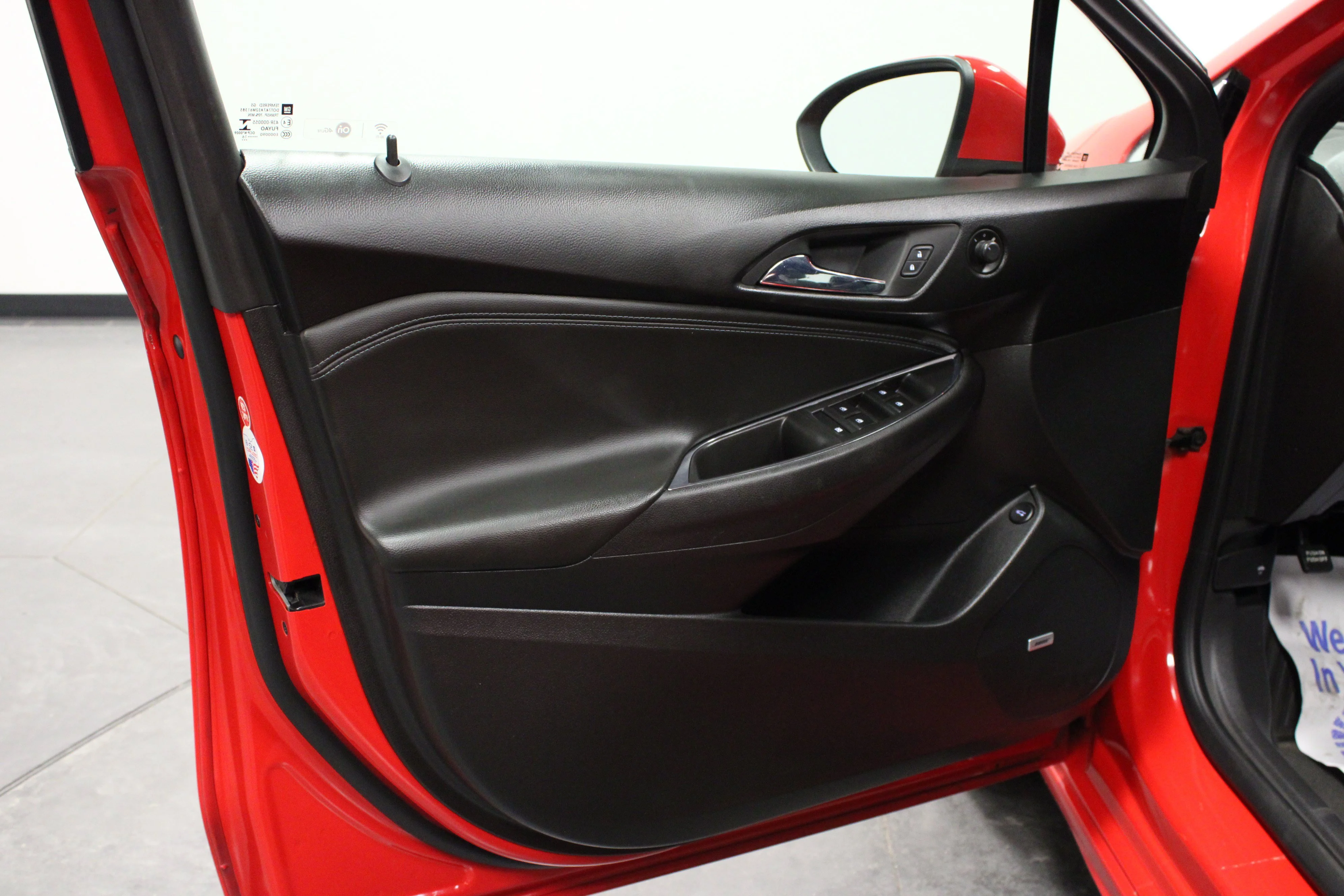Used 2016 RED HOT Chevrolet Premier image 11