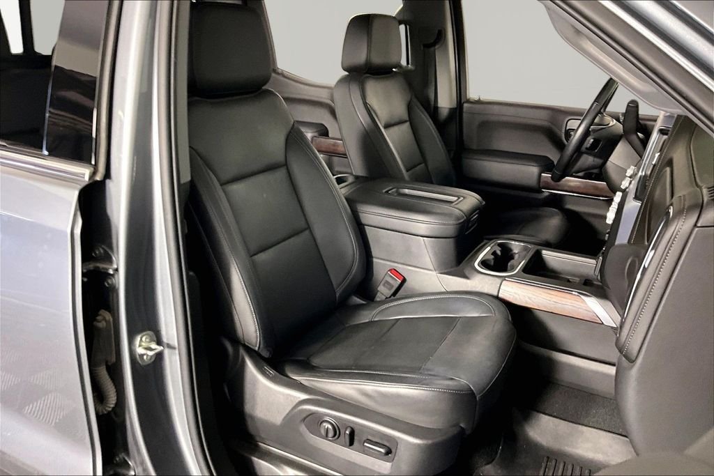Used 2020 Gray GMC SLT image 25