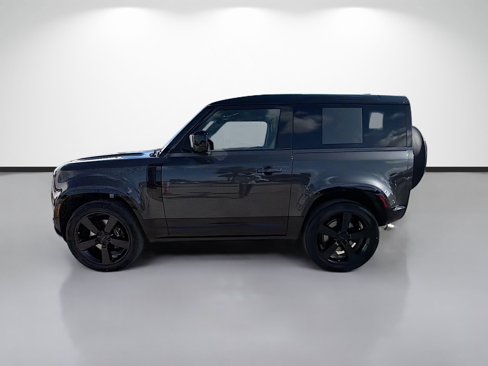 New 2026 Carpathian Grey LAND ROVER V8 image 2