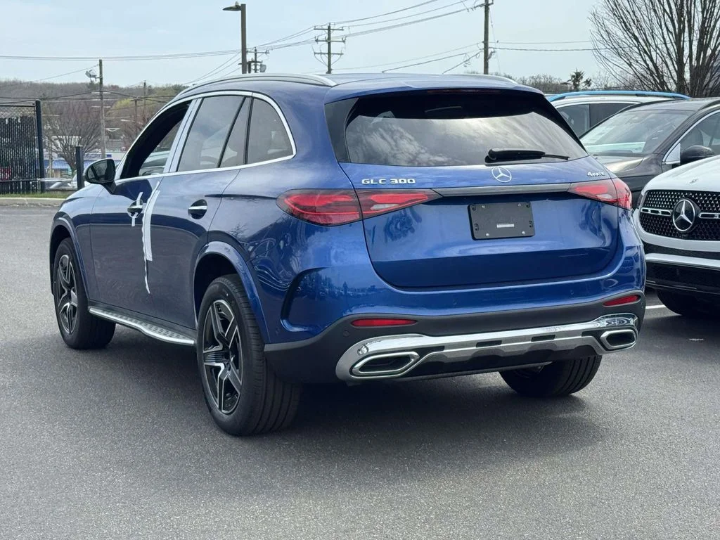 New 2026 Blue Mercedes-Benz GLC 300 image 8