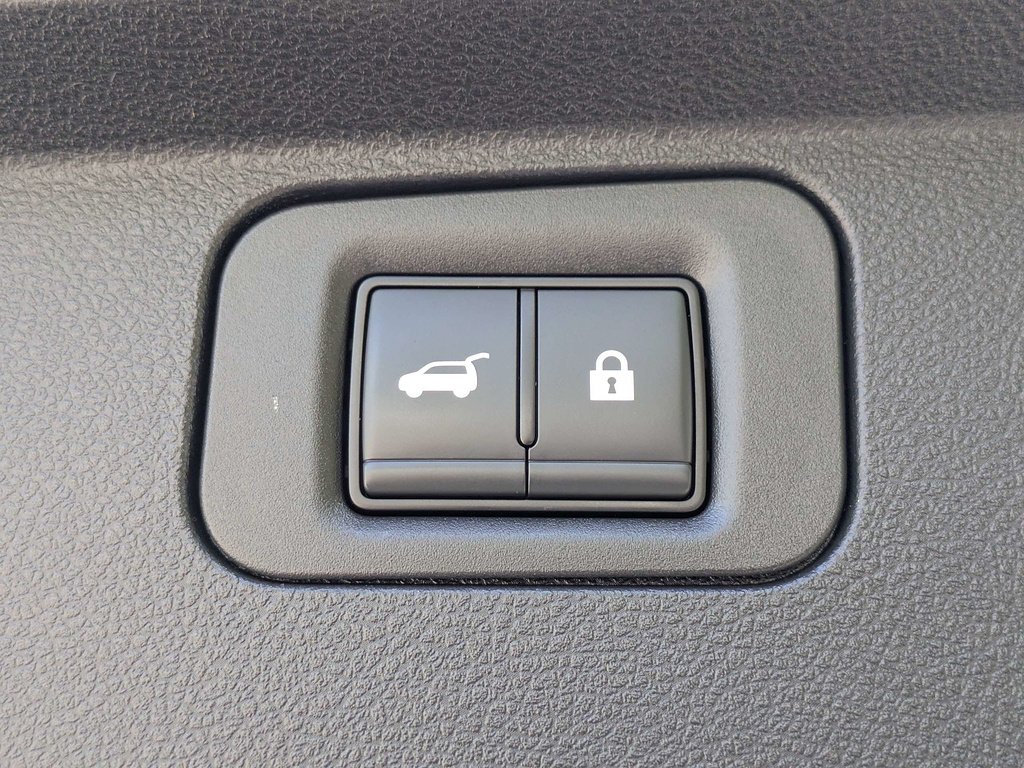 2025 Nissan Armada Platinum - Photo 13