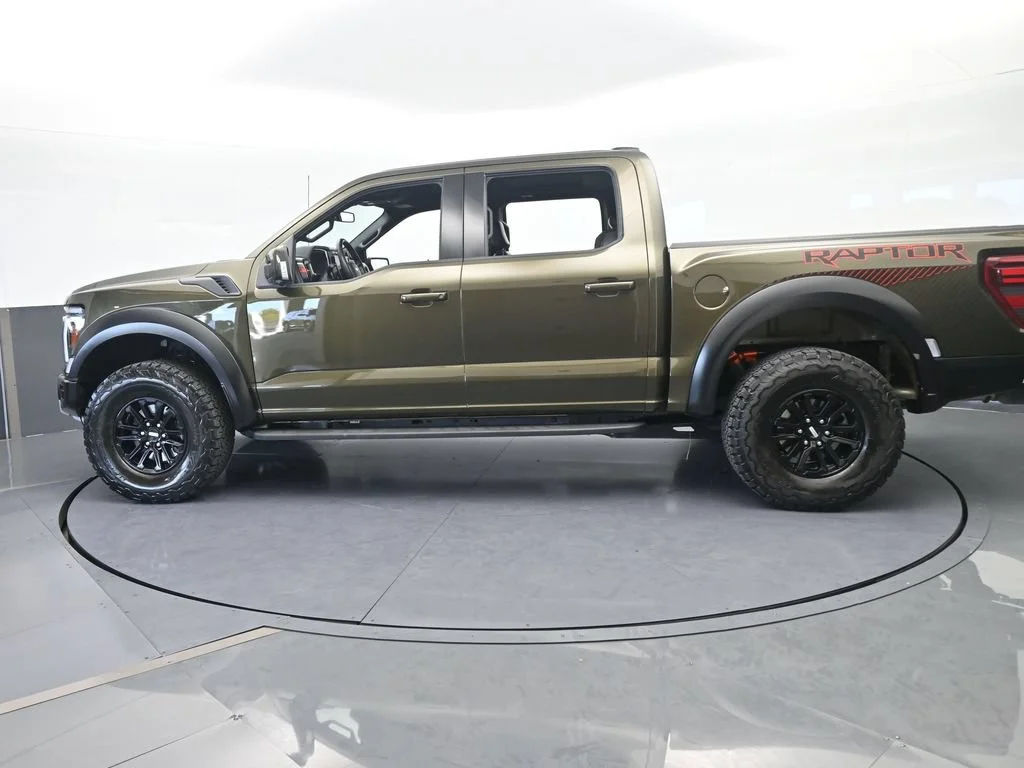 Used 2025 Green Ford Raptor image 2
