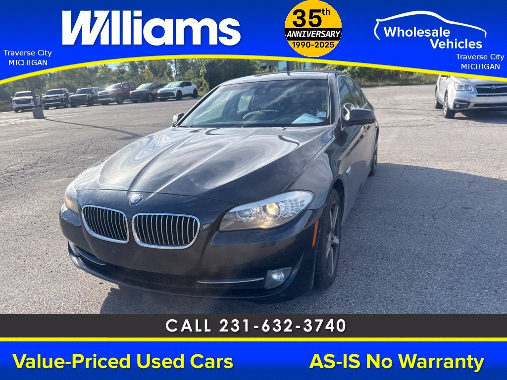 Used 2011 Dark Graphite BMW 535i xDrive image 4