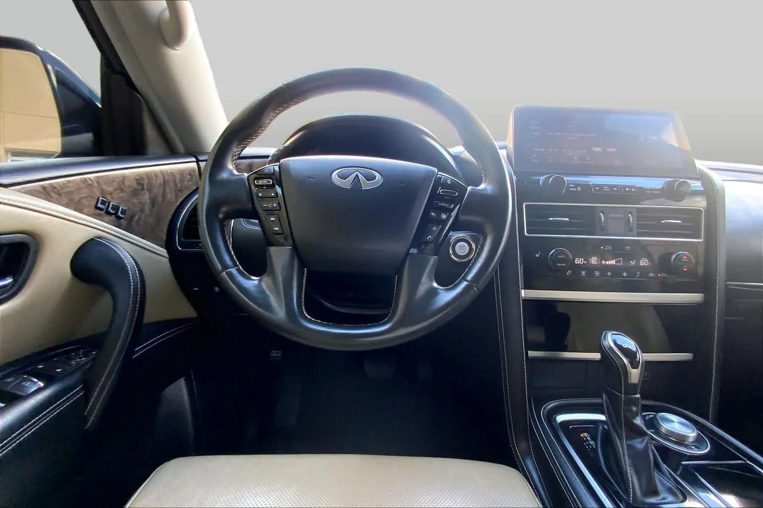 Used 2023 Champagne Quartz INFINITI PREMIUM SELECT image 6