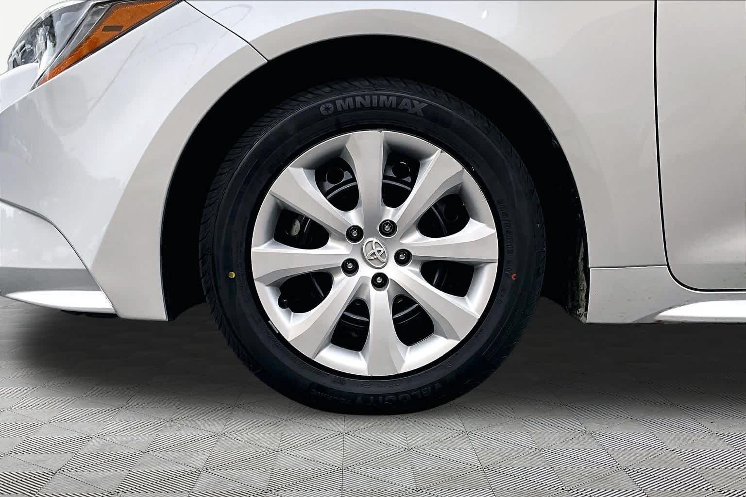 Used 2025 Classic Silver Metallic Toyota LE image 11