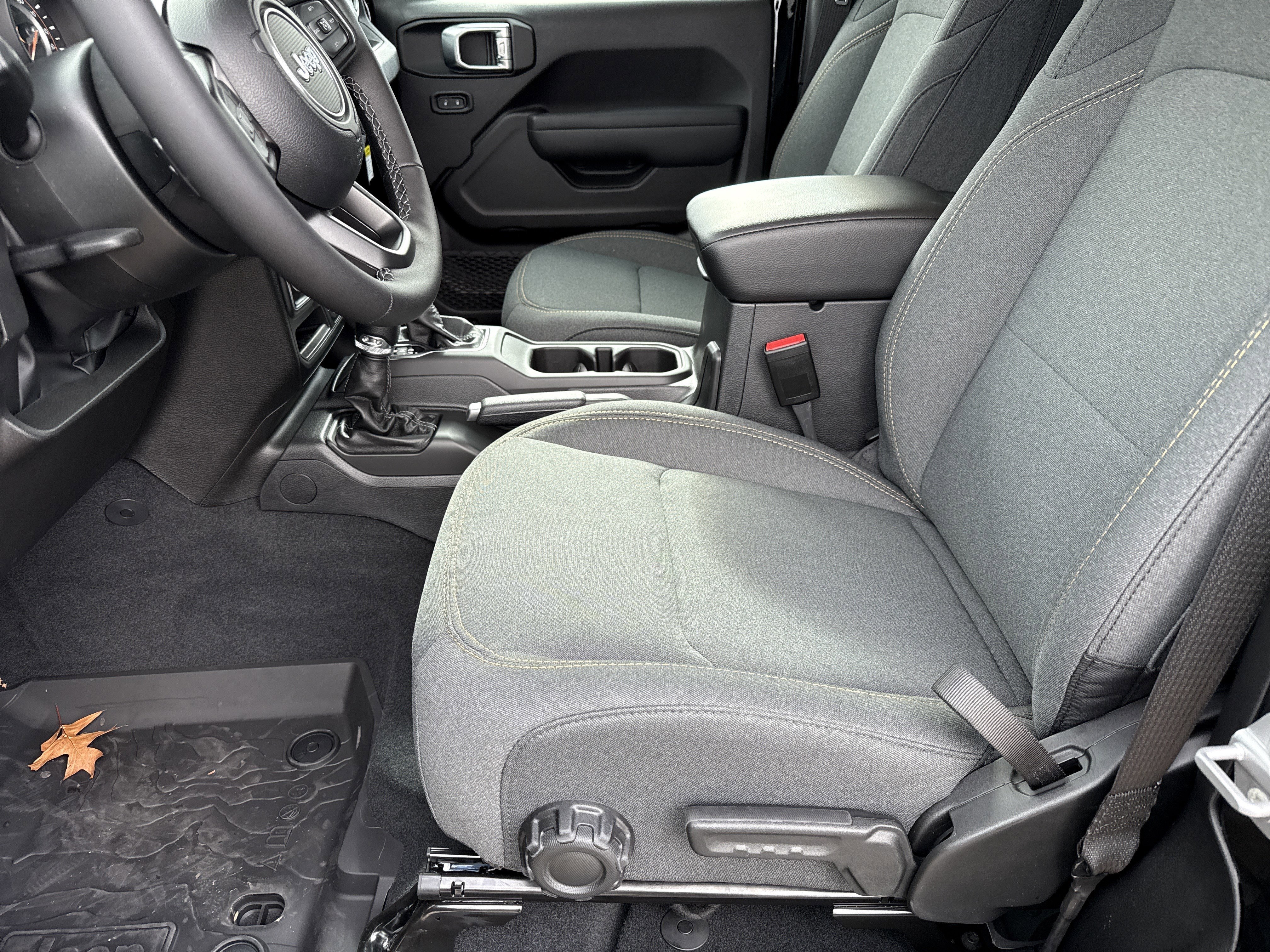 New 2026 Black Clearcoat Jeep Sport S image 9