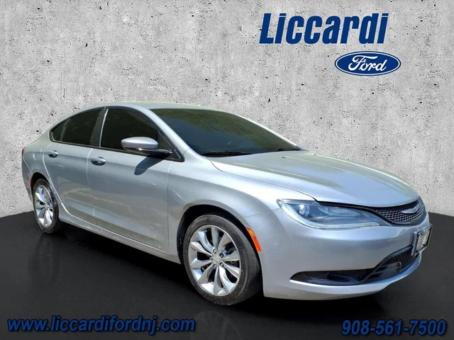2015 Chrysler 200 S