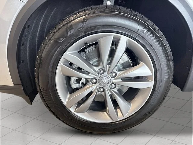 New 2026 Solar Silver Metallic Acura Base image 14