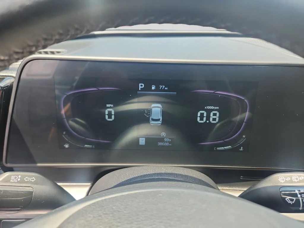 Used 2024 Black Kia X-Line image 14