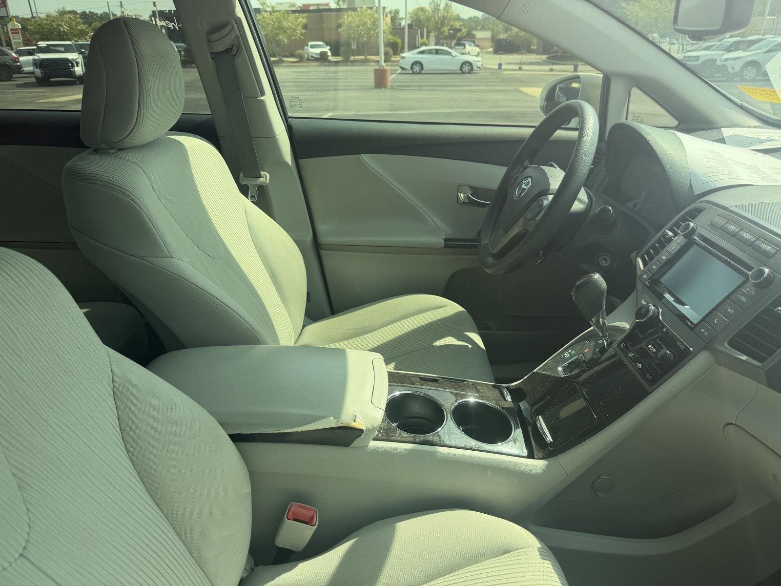 Used 2015 Blizzard Pearl Toyota LE image 12