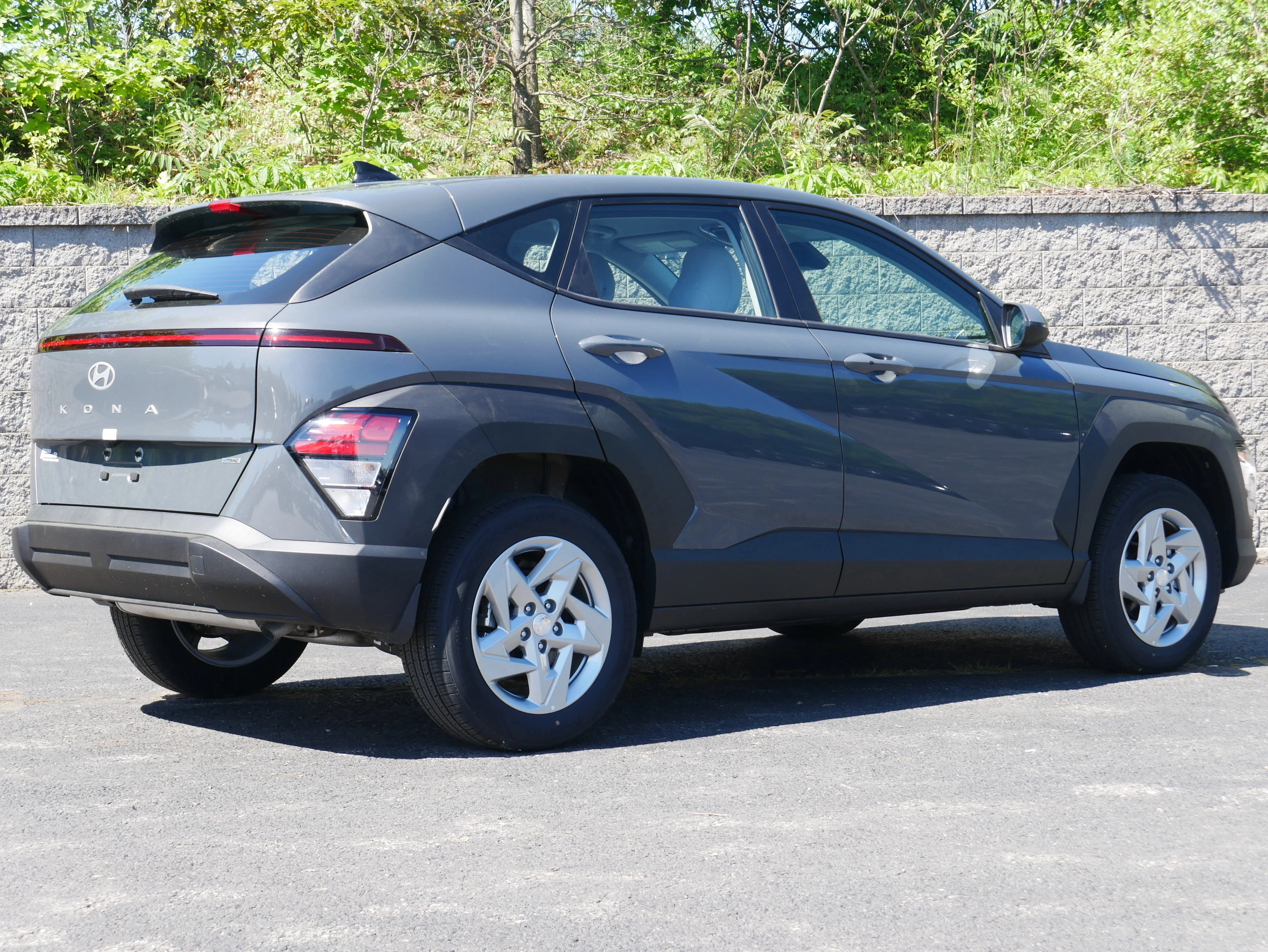 2026 Hyundai Kona SE - Photo 7