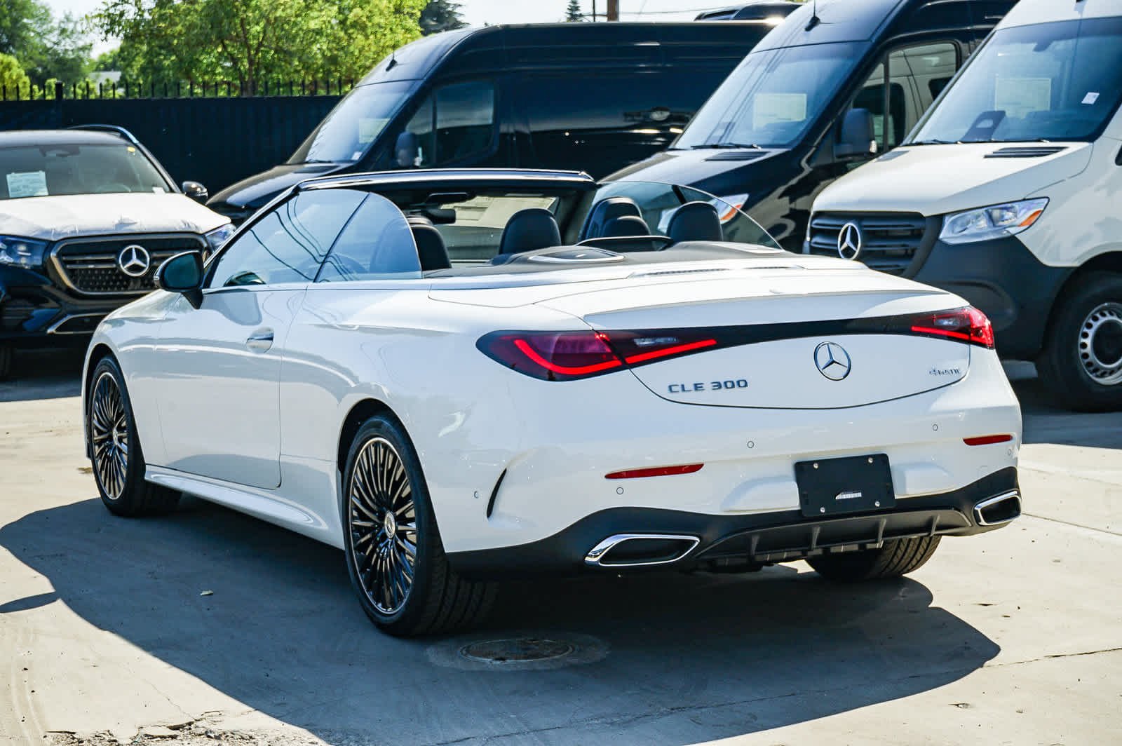 New 2027 Polar White Mercedes-Benz CLE 300 image 10