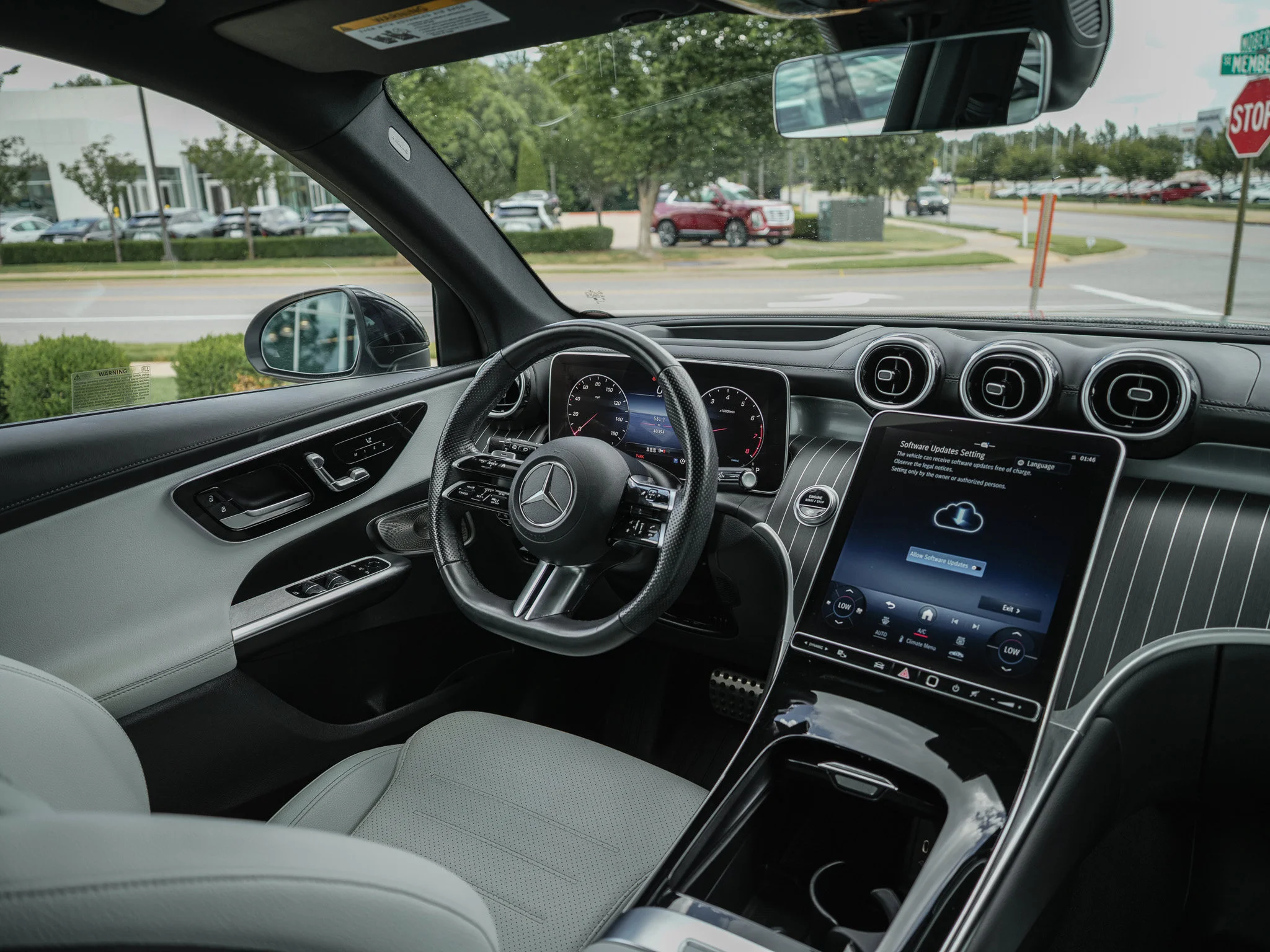Certified Used 2024 Cirrus Silver Metallic Mercedes-Benz GLC 300 image 19