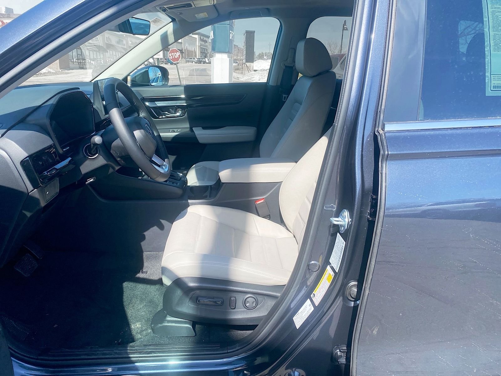 New 2026 Meteorite Gray Metallic Honda EX-L image 4