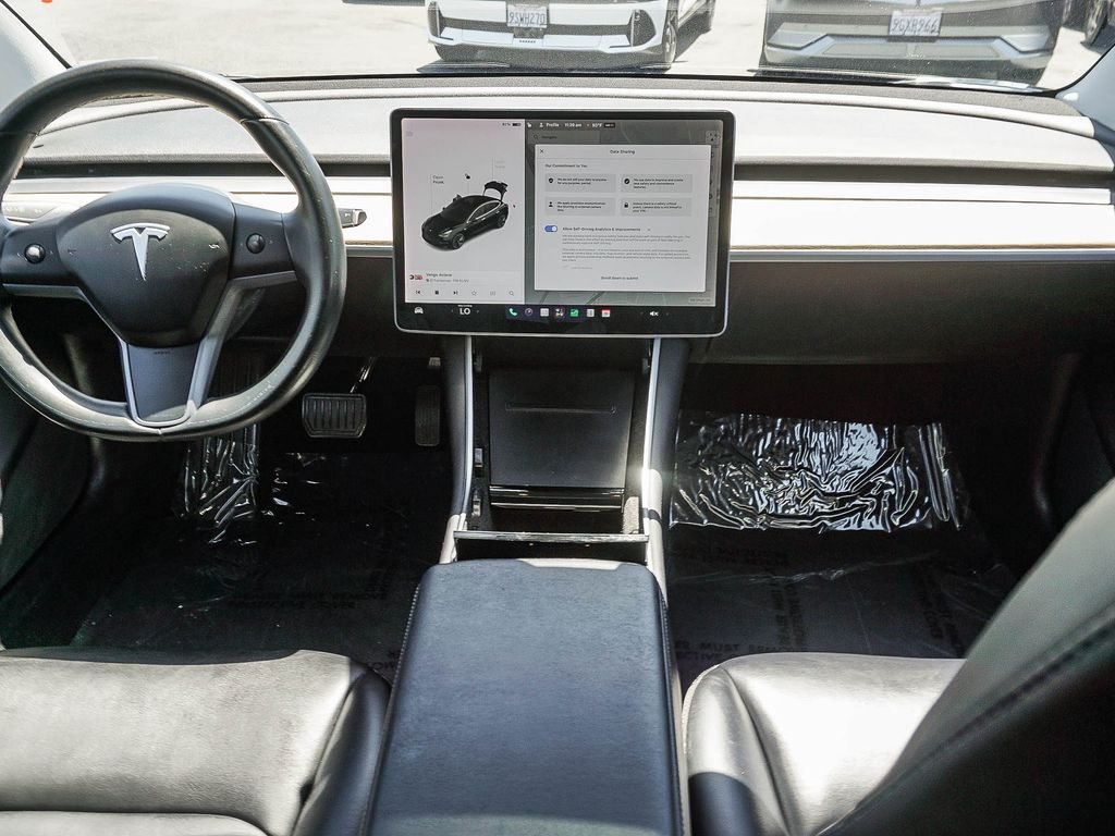 Used 2019 Solid Black Tesla Standard Range Plus image 13