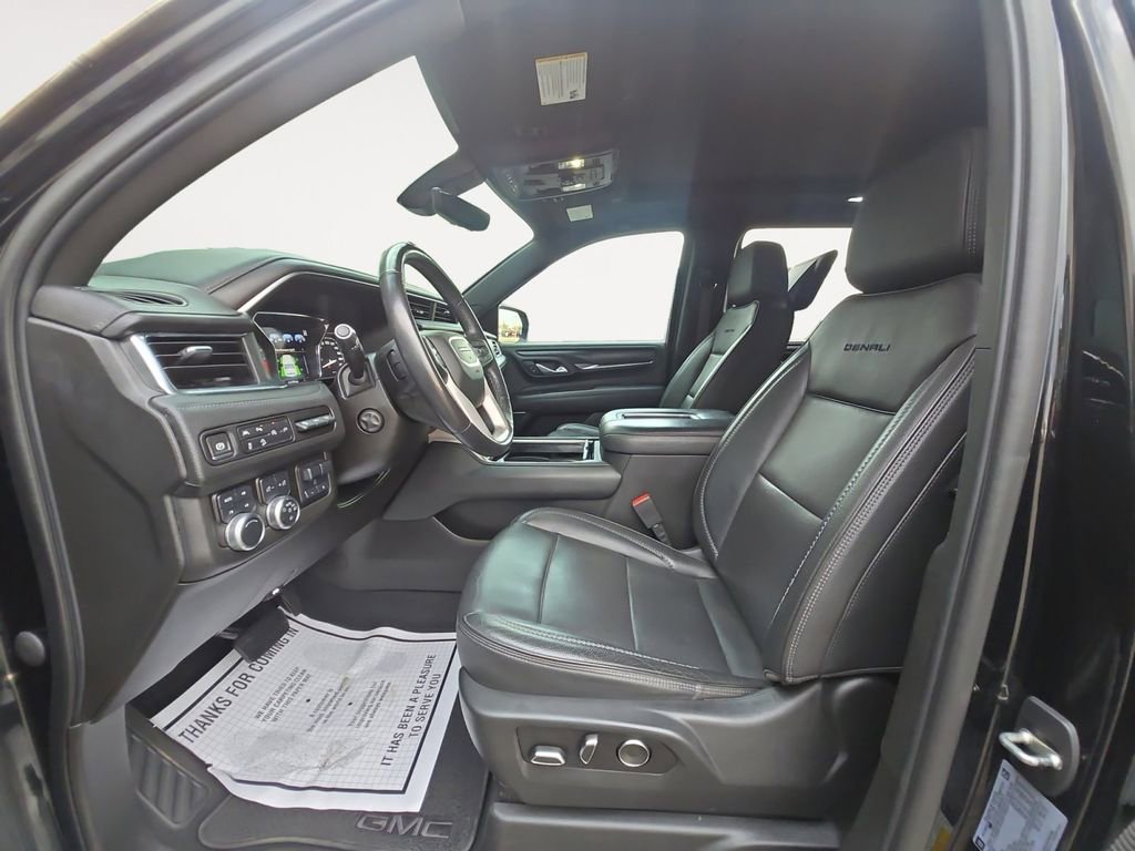 2021 GMC Yukon Denali - Photo 17
