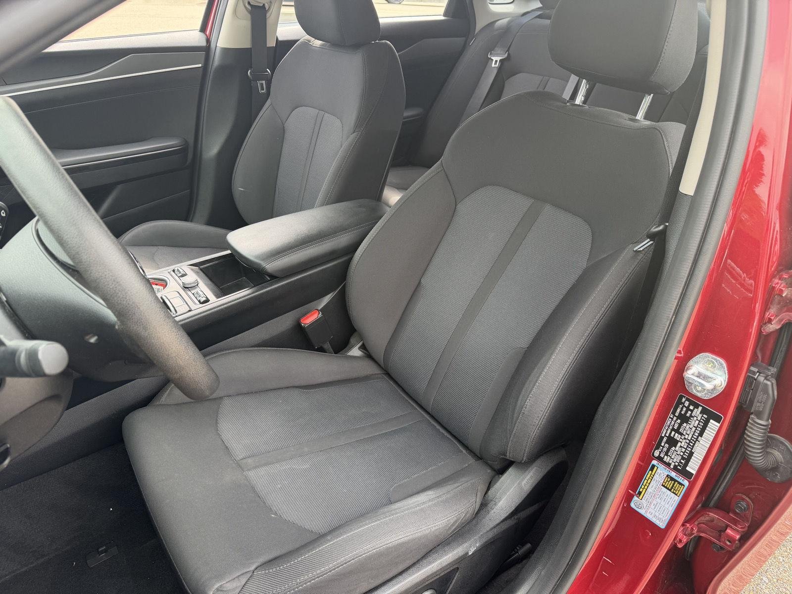 Used 2021 Passion Red Tintcoat Kia LXS image 15
