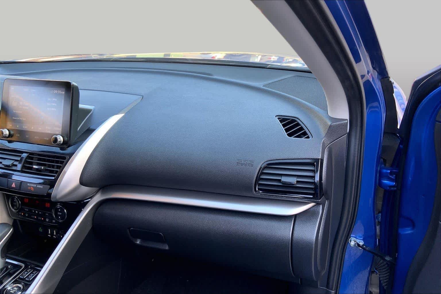 Used 2024 Lightning Blue Mitsubishi SE image 19