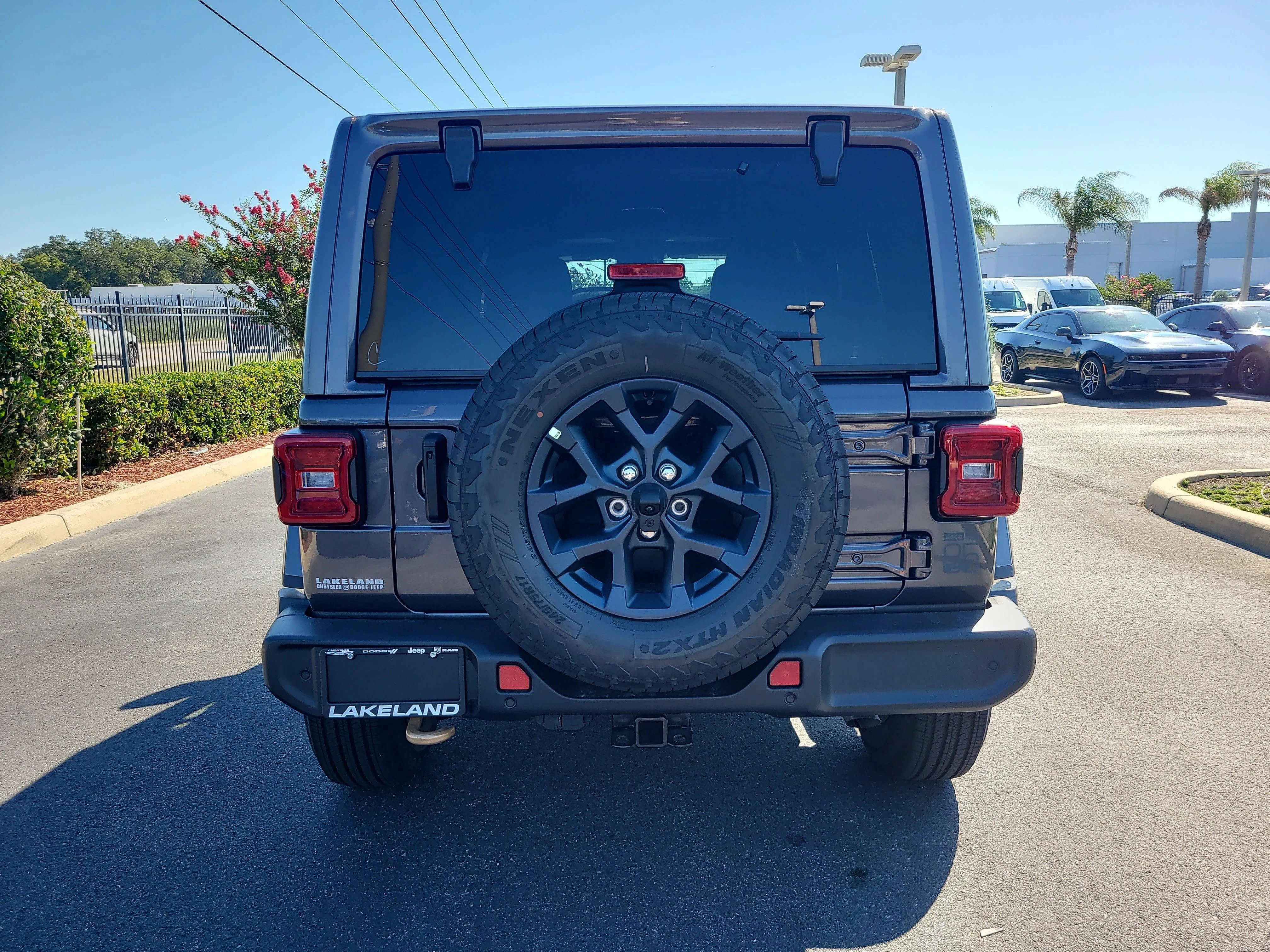 New 2026 Granite Crystal Metallic Clearcoat Jeep 85th Anniversary image 8
