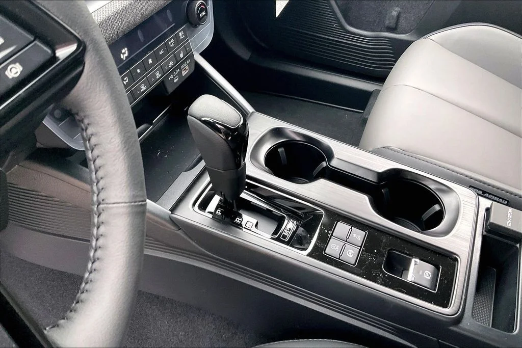 New 2026 CRYSTAL BLACK SILICA Subaru Premium image 7