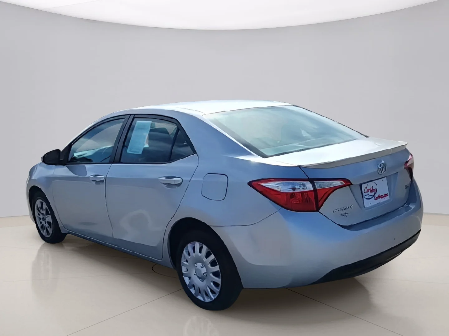 Used 2015 Silver Toyota L image 5