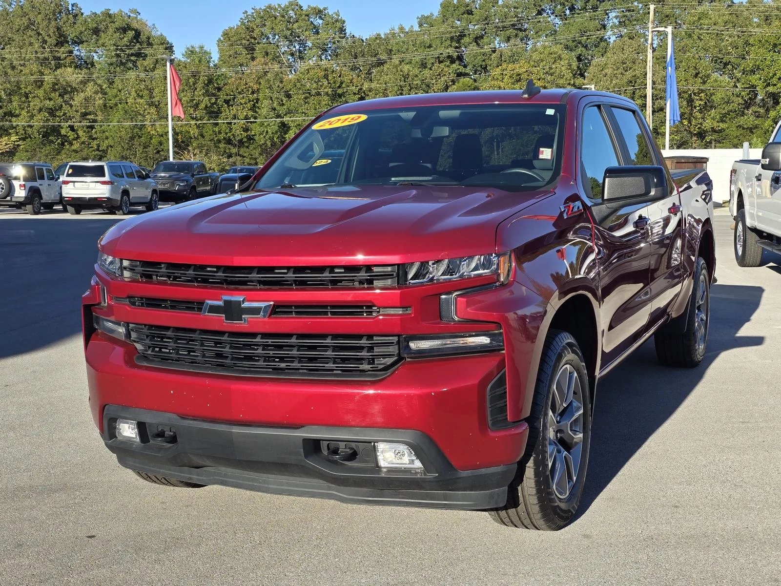 Used 2019 CAJUN RED TINTCOAT Chevrolet RST image 3