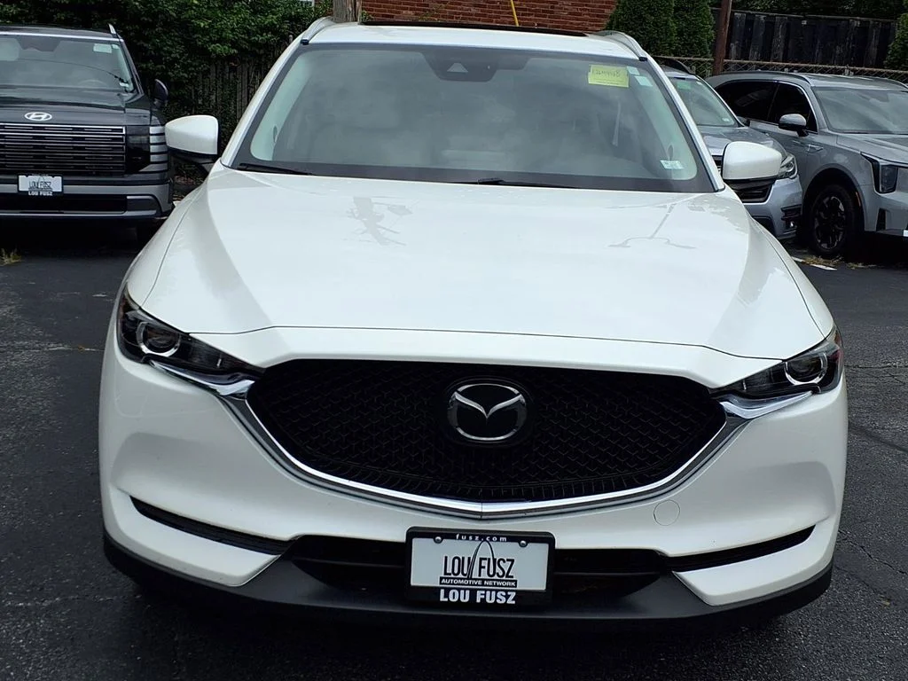 Used 2019 Snowflake White Pearl Mica Mazda Touring image 20