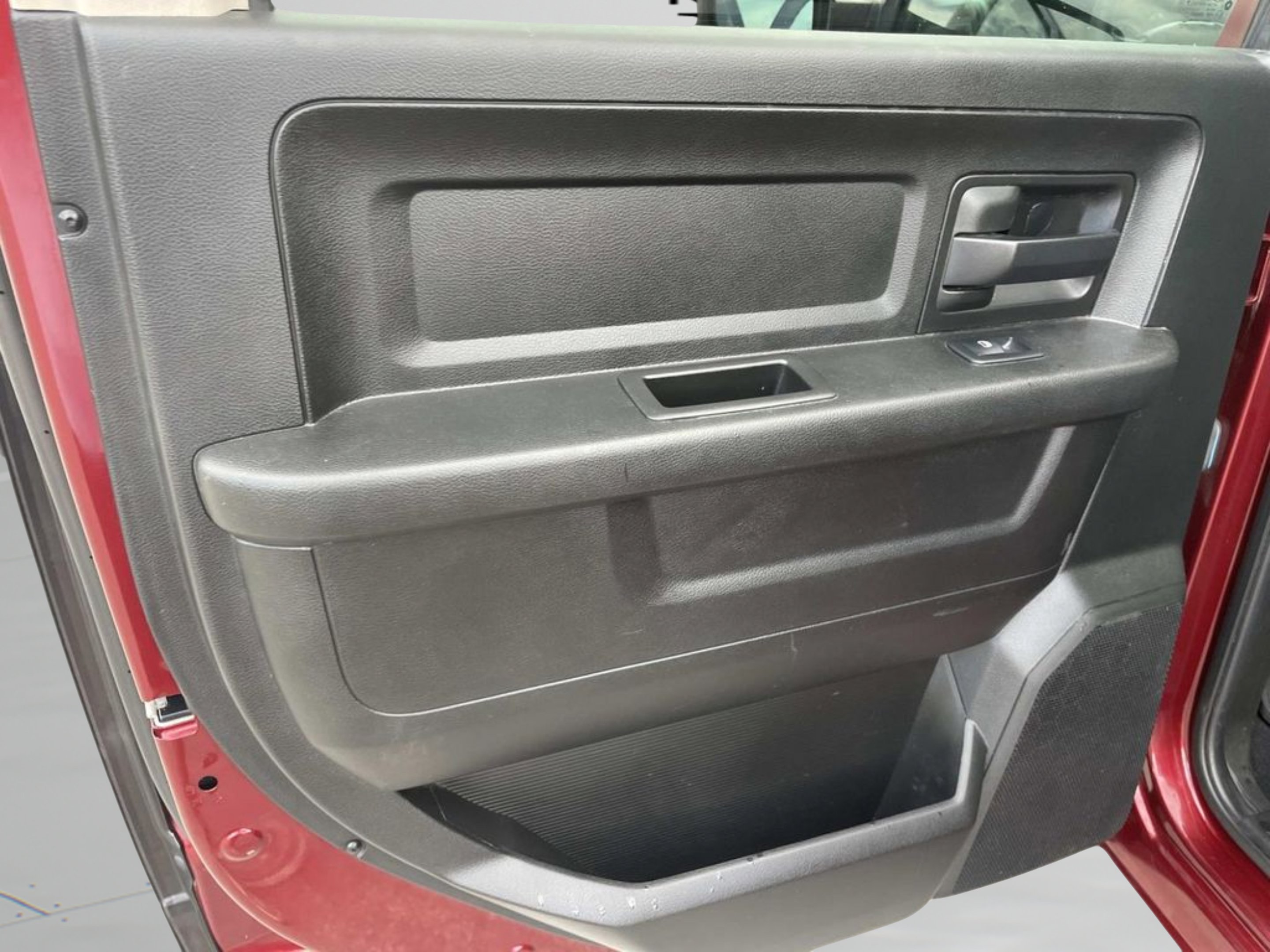 Used 2019 Red Ram Tradesman image 12