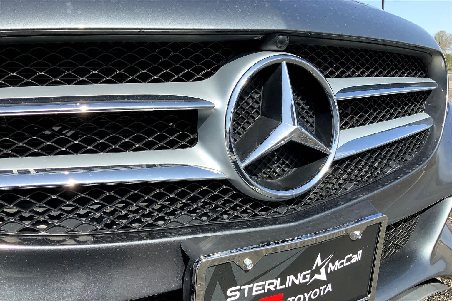 Used 2018 Selenite Grey Metallic Mercedes-Benz C 300 image 26