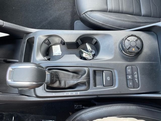 New 2025 CARB GRAY Ford Lariat image 30