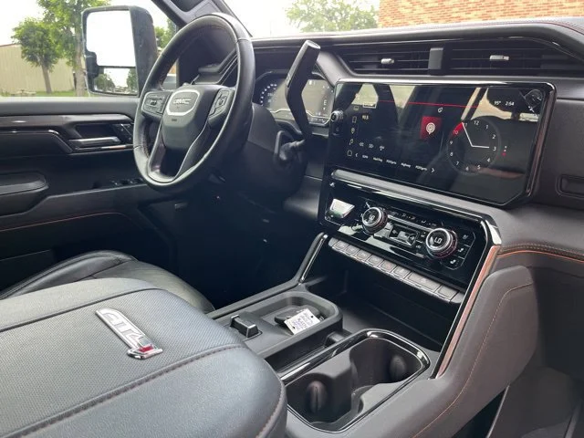 2024 GMC Sierra 2500HD AT4 - Photo 30