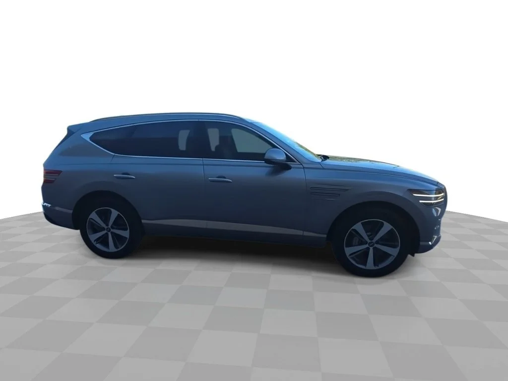 Certified Used 2024 Silver Genesis 3.5T image 9