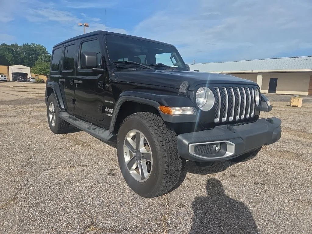 Used 2018 Black Jeep Unlimited Sahara image 2