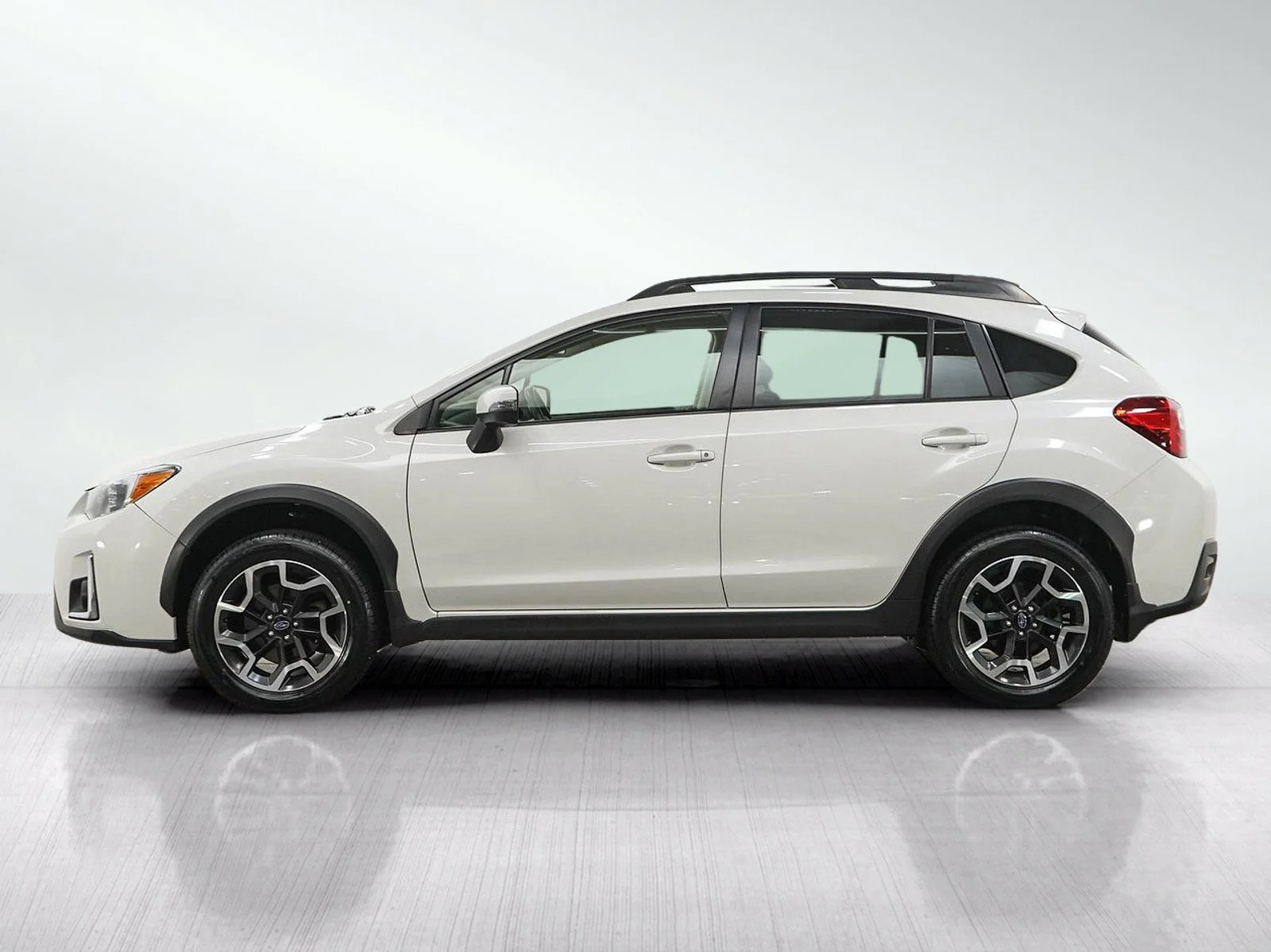 Used 2016 Subaru Crosstrek Limited with VIN JF2GPAKC7GH334398 for sale in White Bear Lake, Minnesota