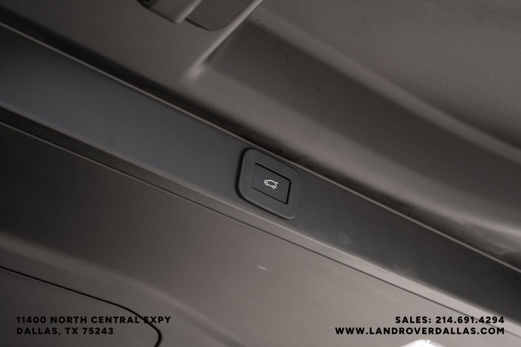 Used 2024 Black Land Rover Autobiography image 62