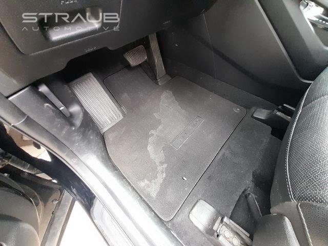Used 2020 Ebony Black Kia EX image 39