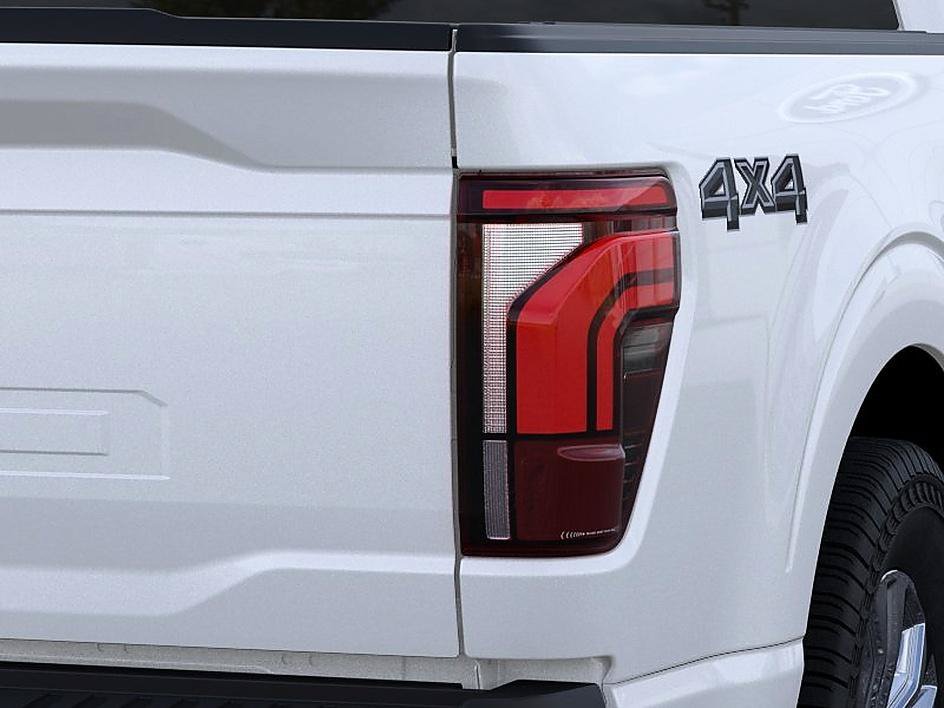 New 2026 Star White Metallic Tri-Coat Ford Lariat® image 21