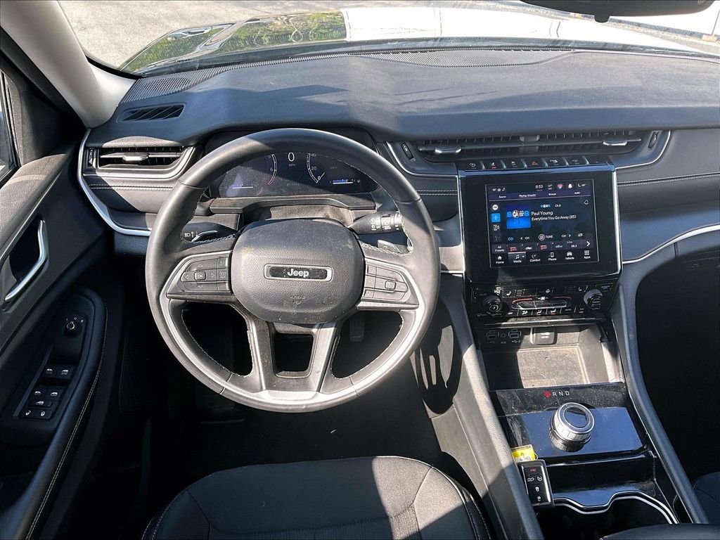 Used 2023 Silver Metallic Ford XLT image 17