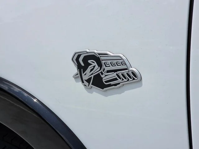 New 2026 Bright White Clear-Coat Exterior Paint RAM Laramie image 32