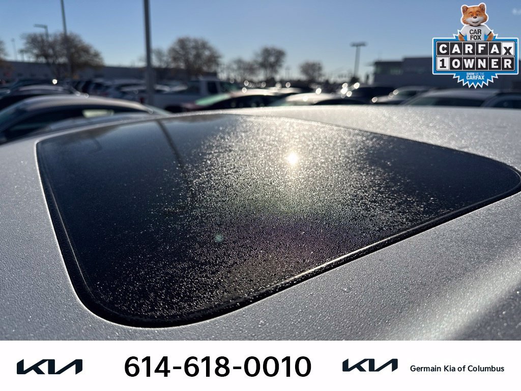 Used 2024 White Honda EX-L image 7