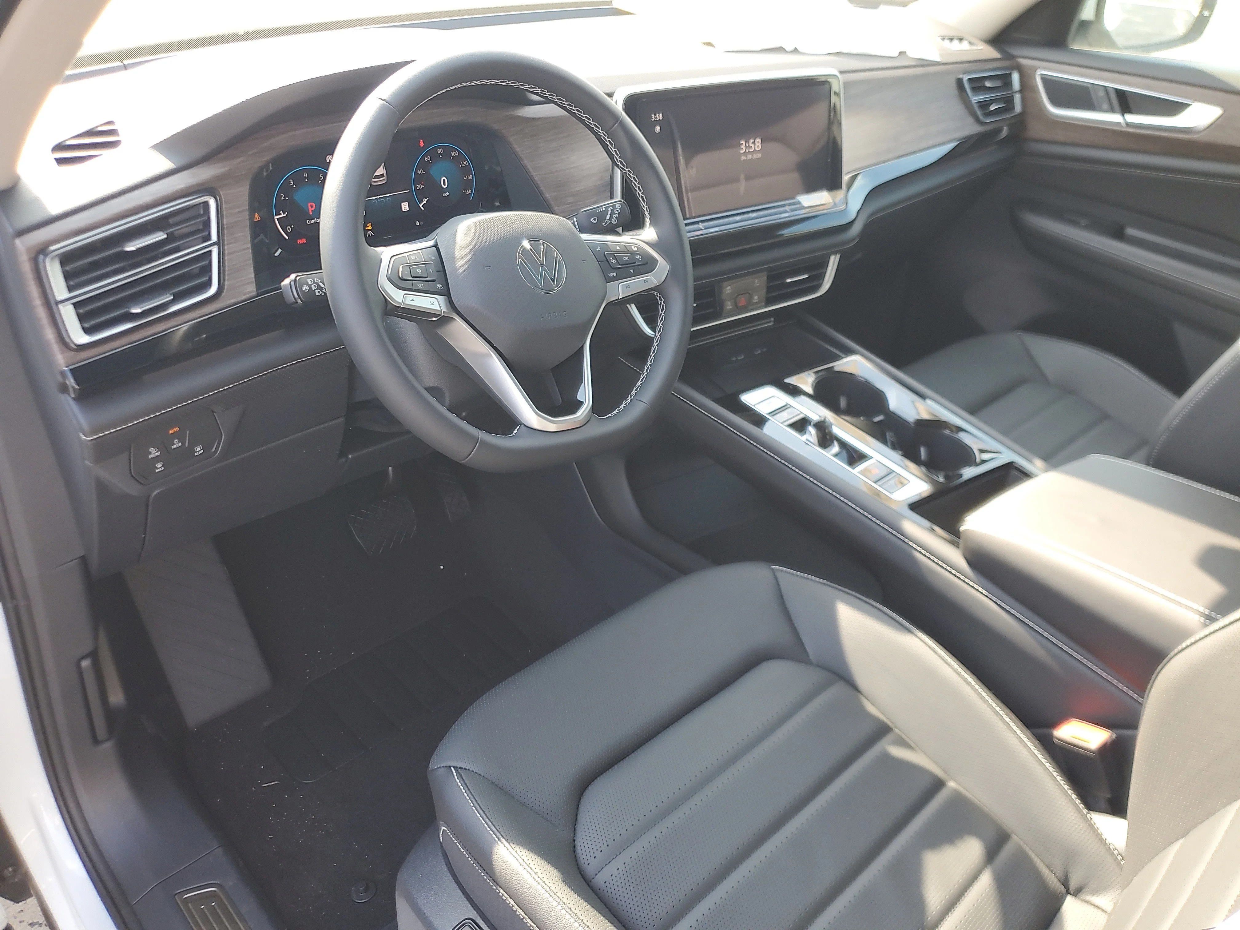New 2026 White Volkswagen 2.0T SEL image 19