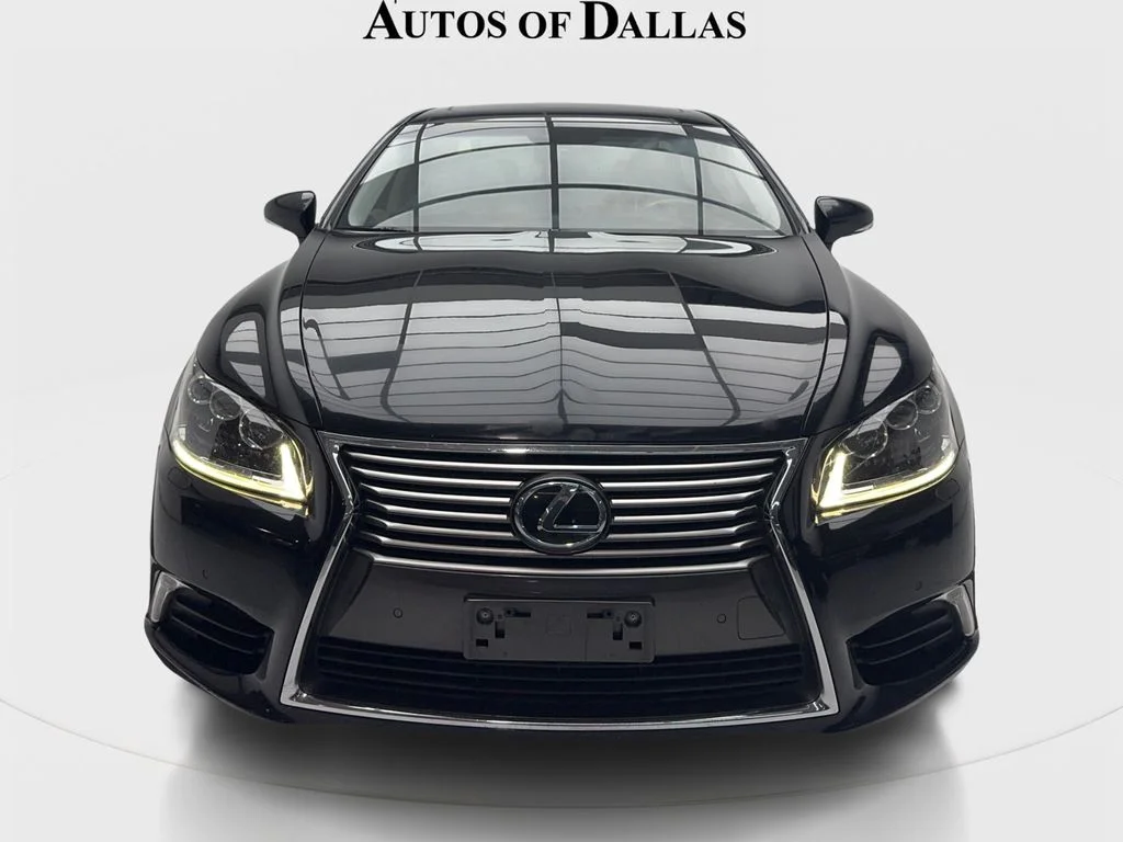 Used 2015 Black Lexus 460 image 3